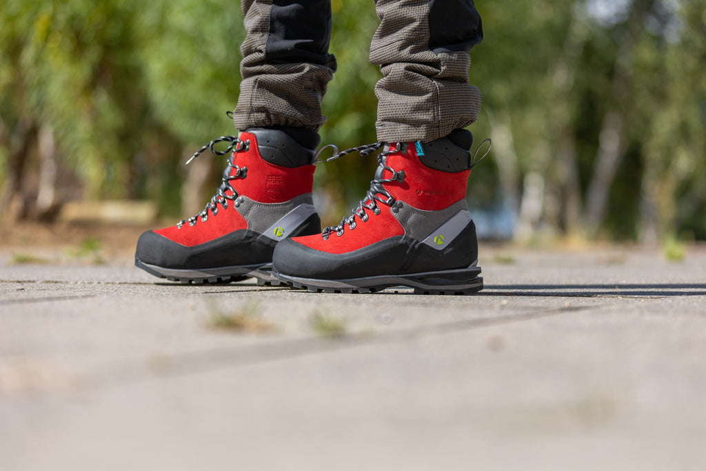 Red scafell lite chainsaw boots